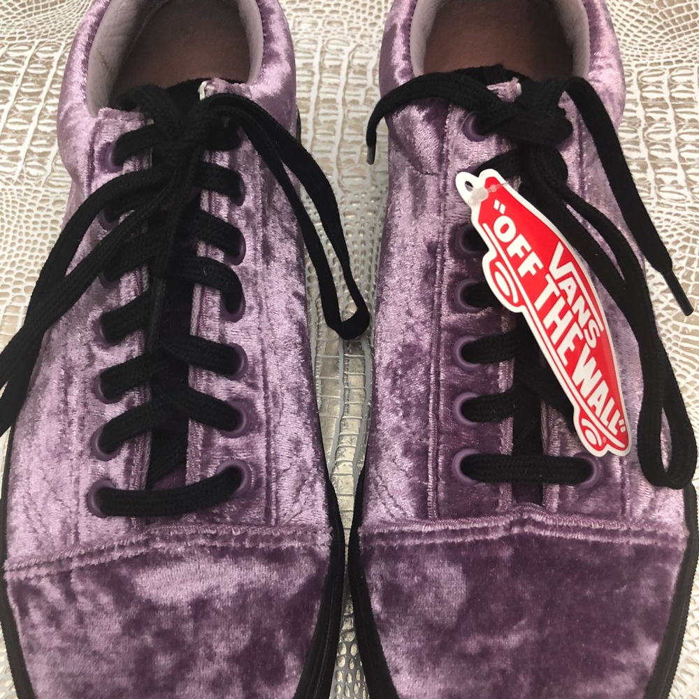 Vans Old Skool Sneakers in Purple Velvet - Picture 3 of 8